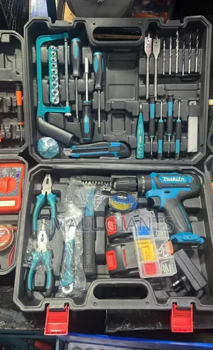 Makita Cordless Drill Set