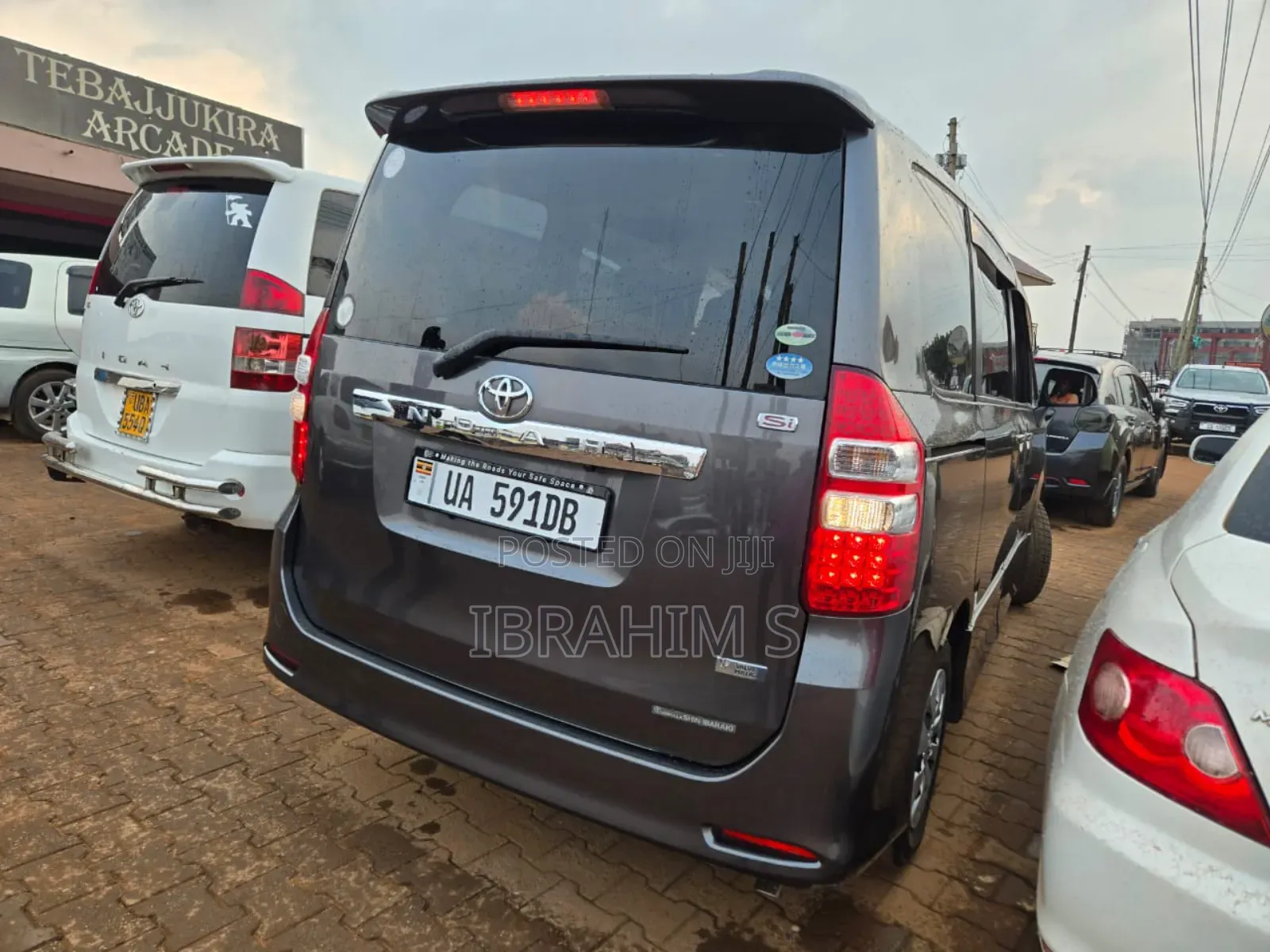 Toyota Noah 2012 Gray