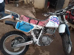 Honda 2007 White