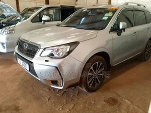 Subaru Forester 2.0XT Premium AWD 2017 White