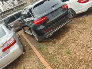 Mercedes-Benz GLC-Class 2017 Black