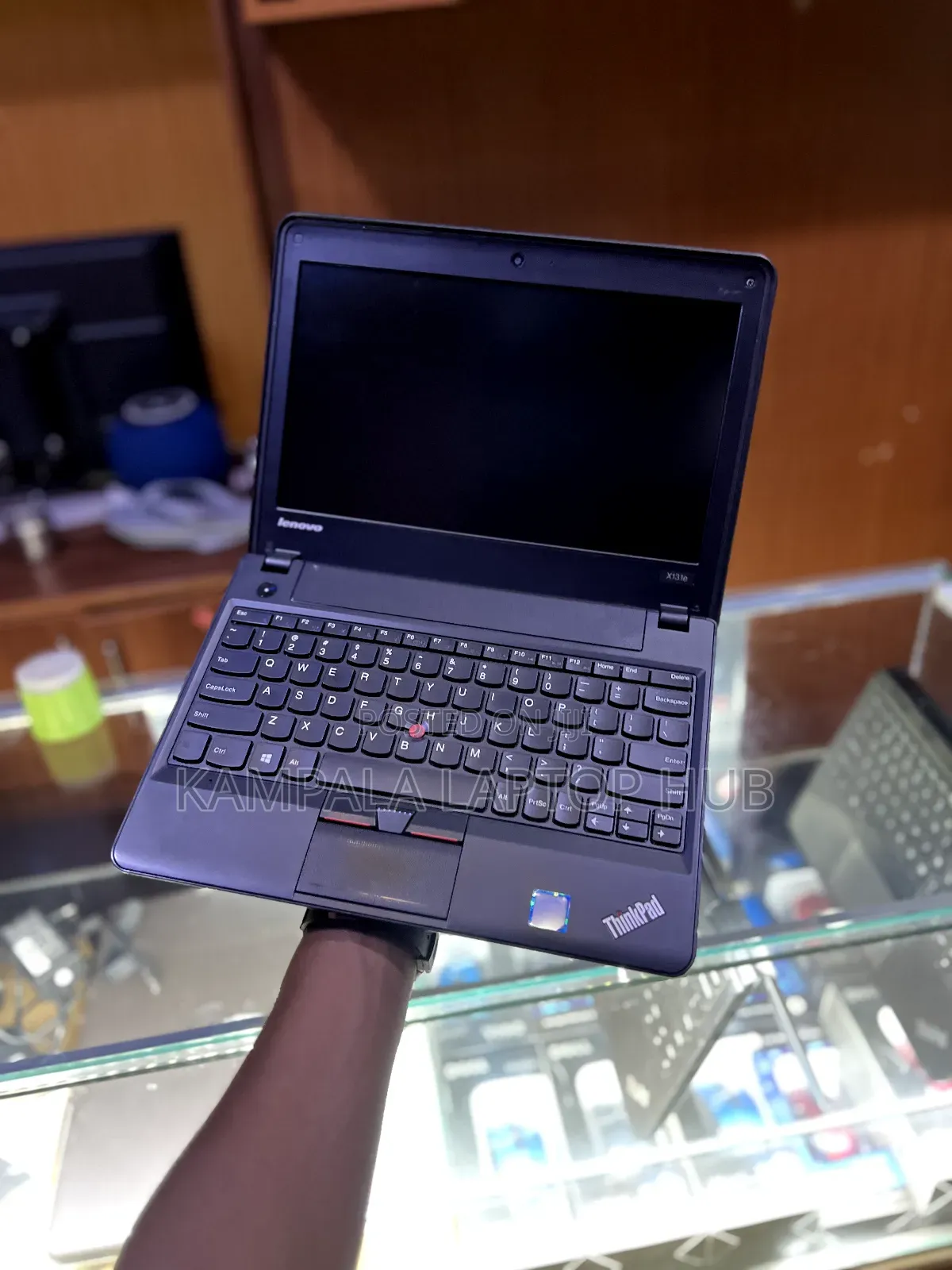 Laptop Lenovo ThinkPad X131e 4GB Intel Celeron HDD+SSD 500GB