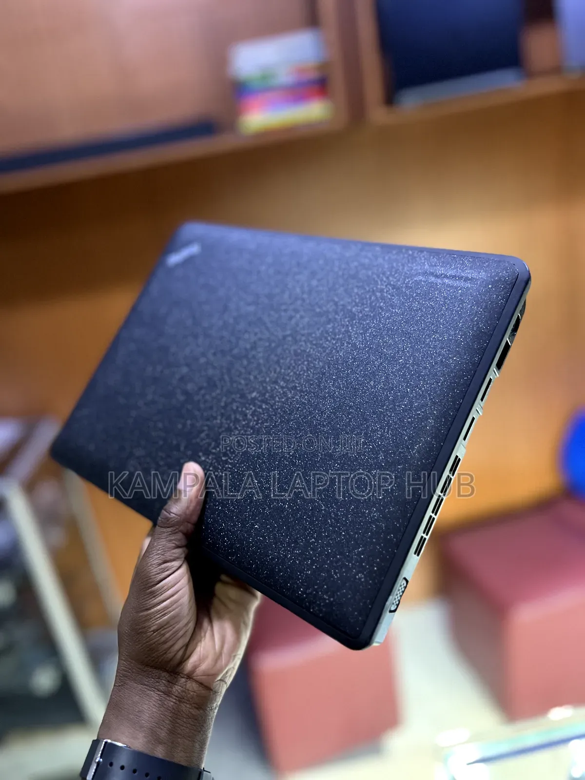 Laptop Lenovo ThinkPad X131e 4GB Intel Celeron HDD+SSD 500GB