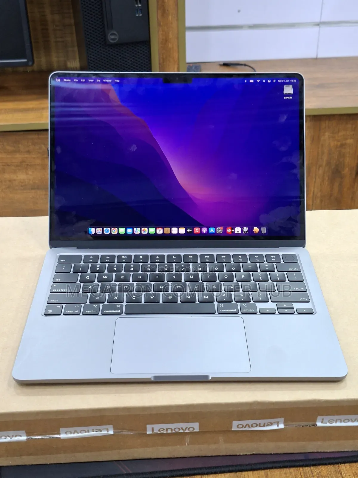 Laptop Apple MacBook Air 2022 M2 8GB Apple M2 SSD 256GB