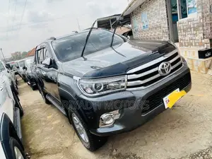 Toyota Hilux Revo Single Cab Deisel 2.8 AWD 2017 Gray