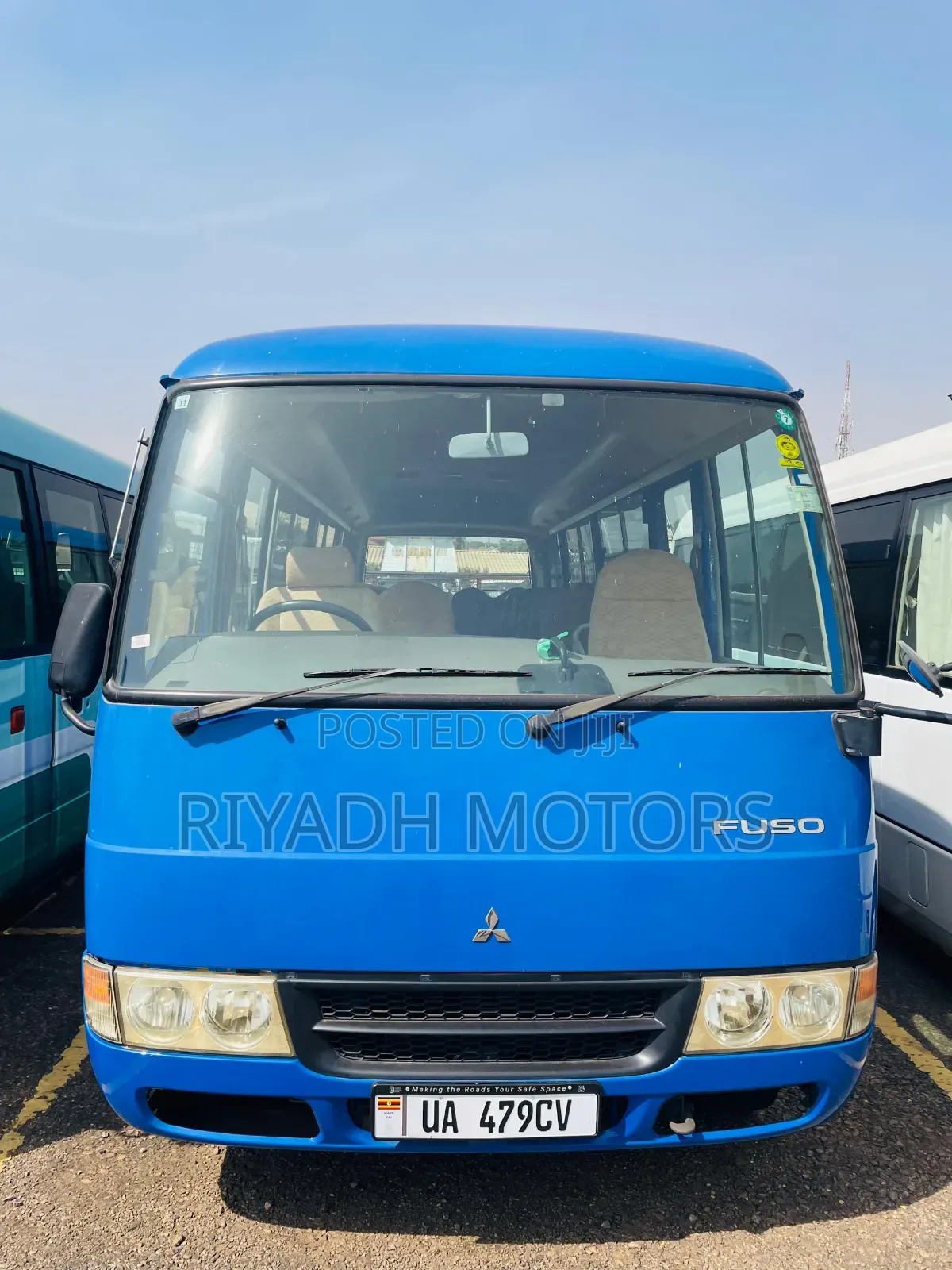 Mitsubishi Fuso Rosa 2012 Blue
