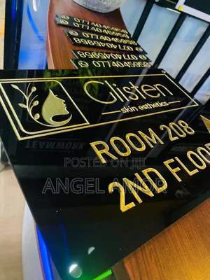 Door and Room Labels