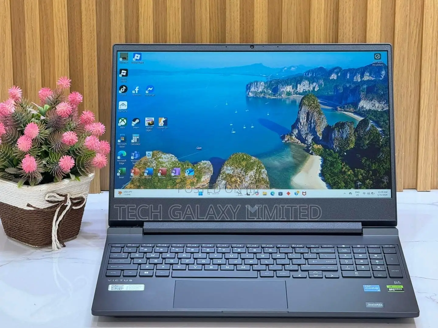 New Laptop HP Victus 15 8GB Intel Core i5 SSD 512GB