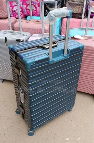 Big Size Generic Suitcase