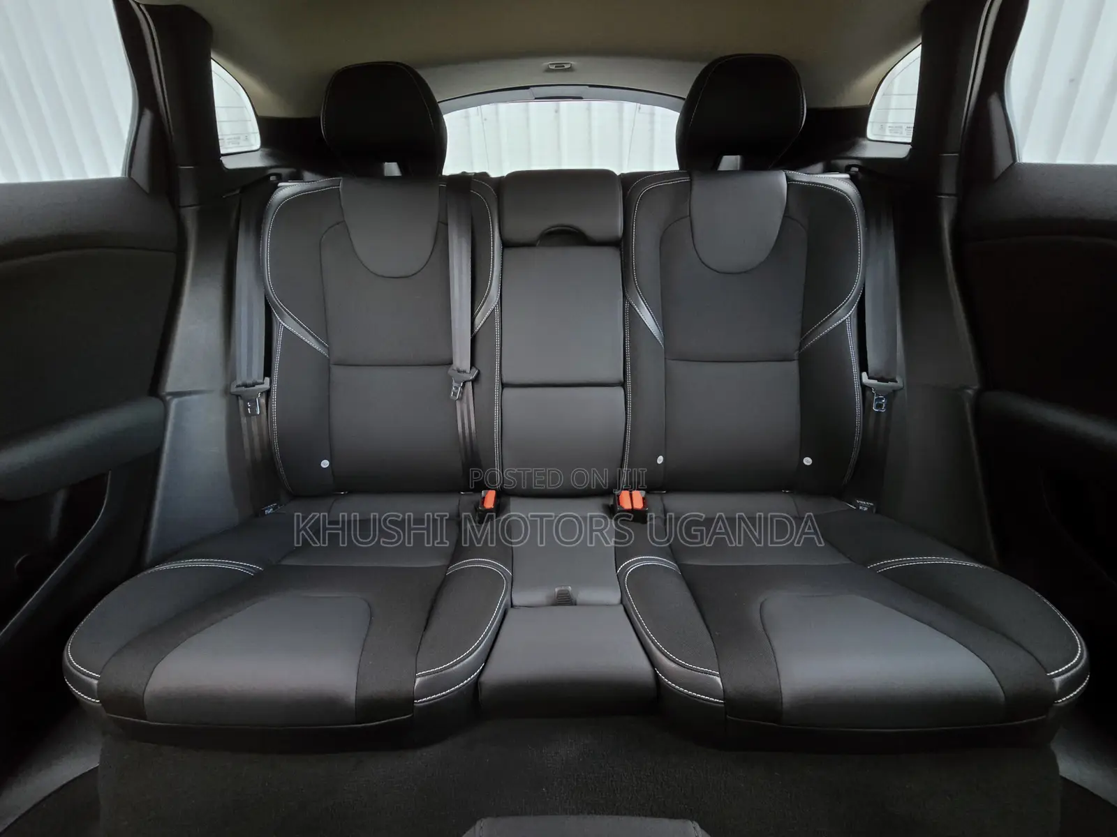 Volvo V40 2016 Black