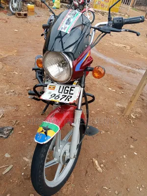 Bajaj Boxer 125 2022 Red