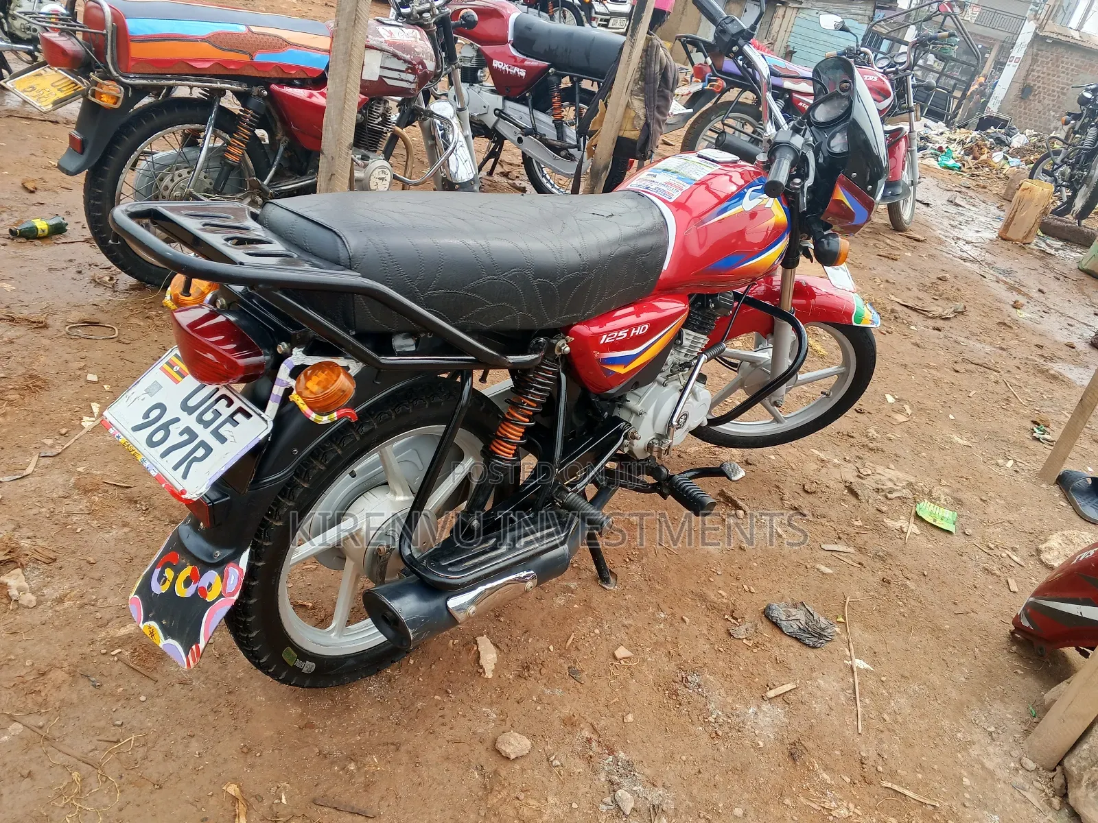 Bajaj Boxer 125 2022 Red