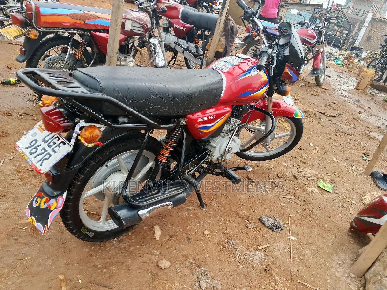 Bajaj Boxer 125 2022 Red