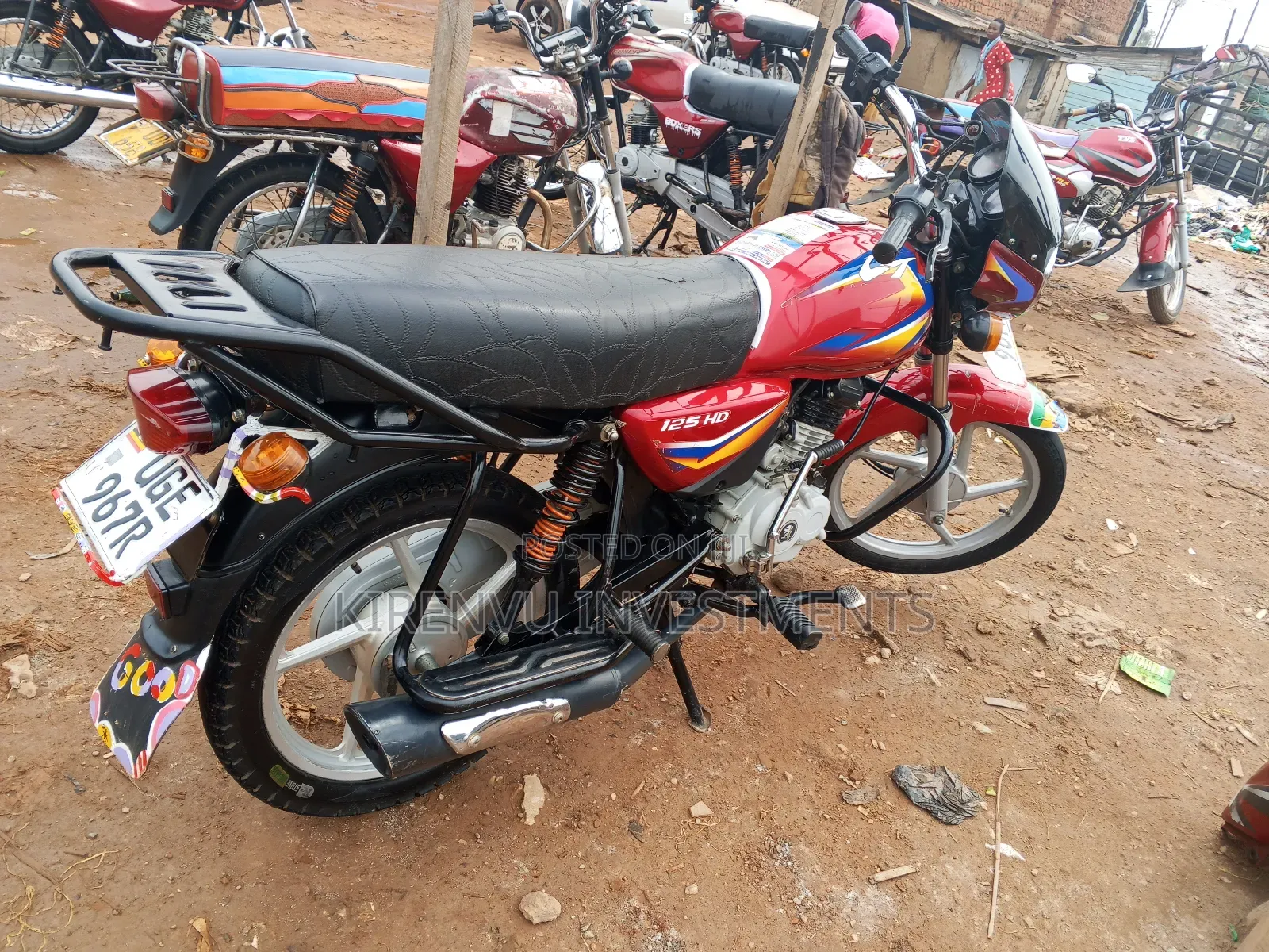Bajaj Boxer 125 2022 Red