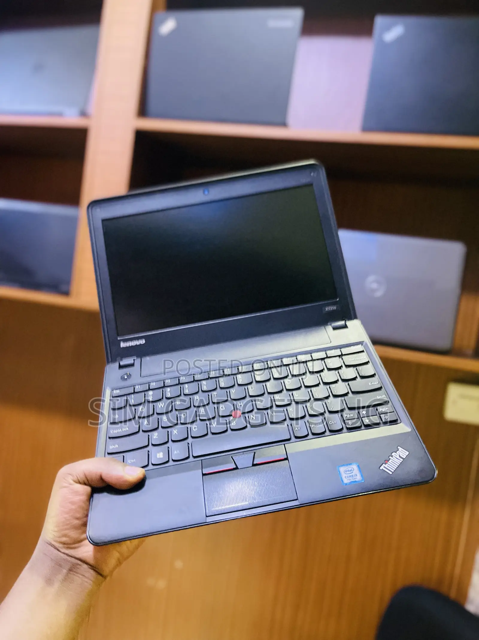 Laptop Lenovo ThinkPad X131e 4GB Intel Core I3 HDD 320GB