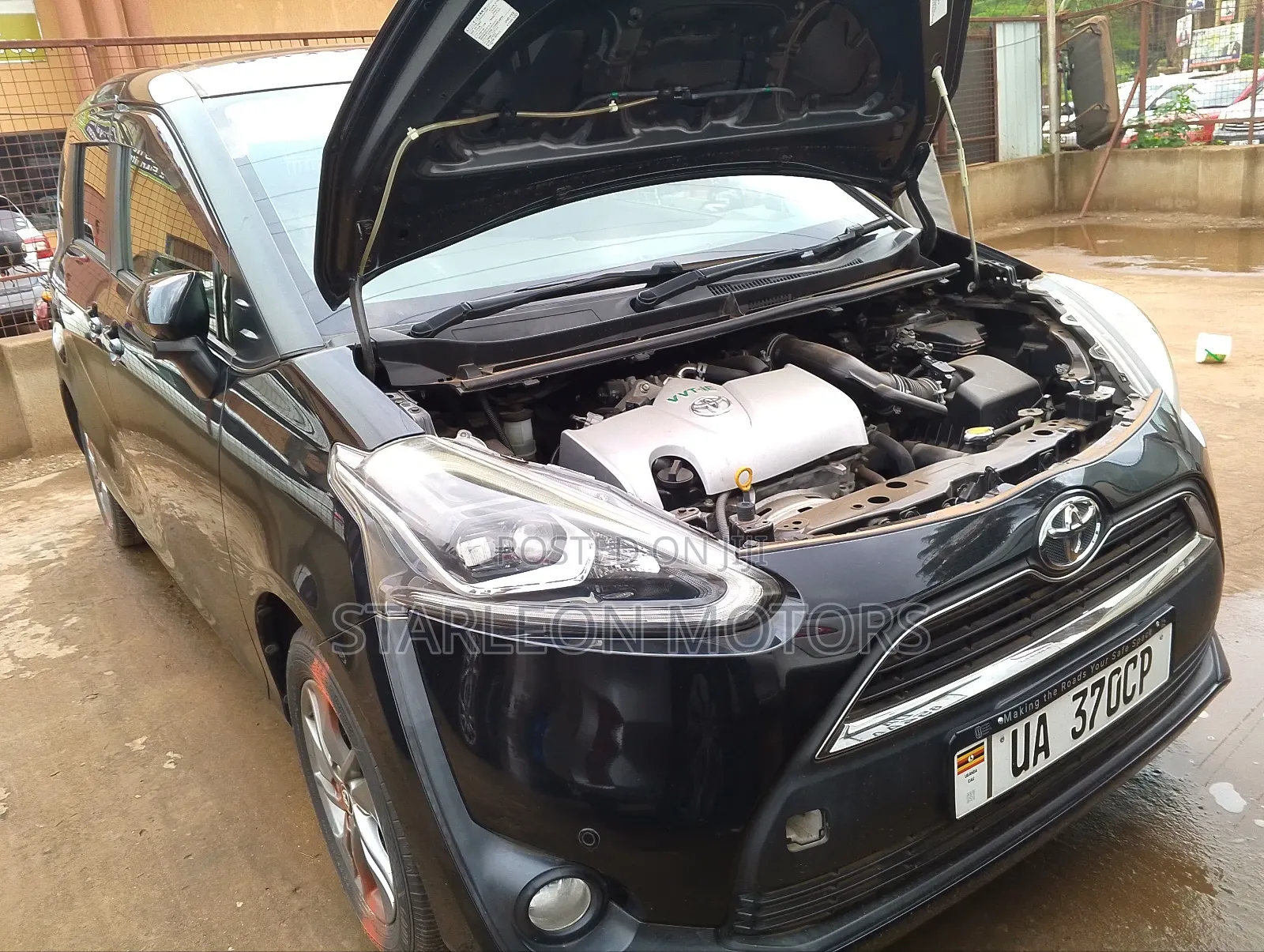 Toyota Sienta 2016 Black