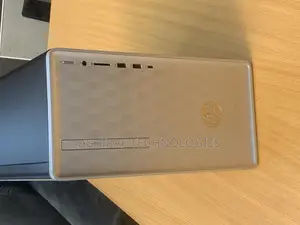 Desktop Computer HP Pavilion 27 8GB Intel Core I5 HDD 500GB