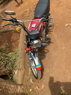 Bajaj Boxer 2015 Red