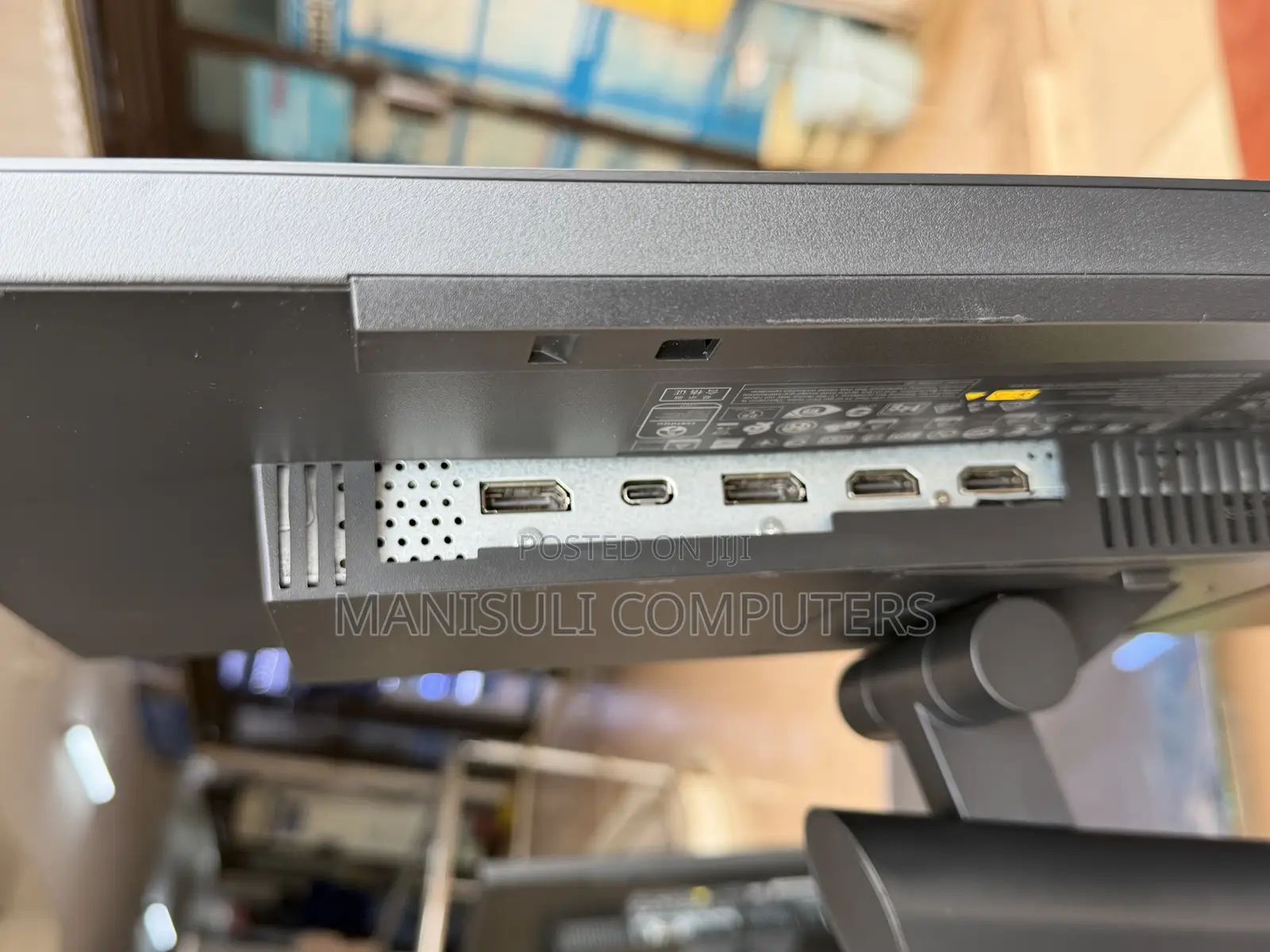 Monitor 24.8 Inch Screen Ips Lenovo Hdmi Dp Dvi
