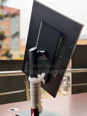 Lenovo 24.21 Inch Screen Ips Hdmi Dp Vga