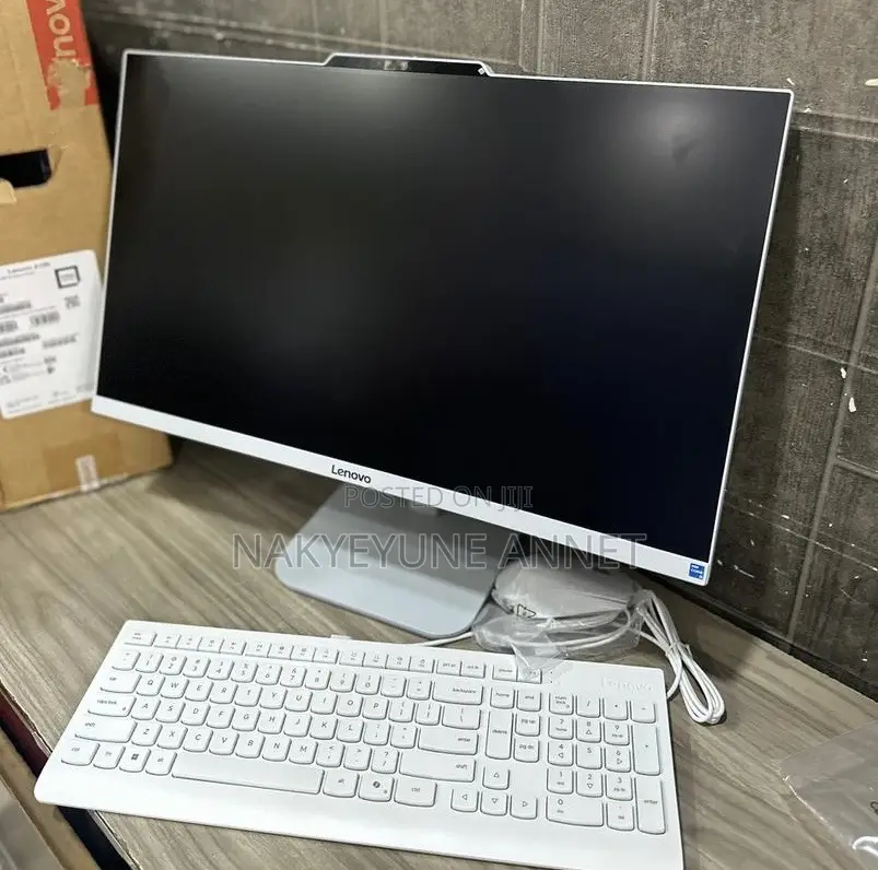 New Desktop Computer Lenovo 8GB Intel Core i3 SSD 512GB