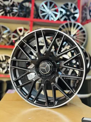 Mercedes Benz Wheel Rim Set