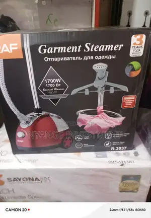 Raf Garment Steamer. Garment Steamer