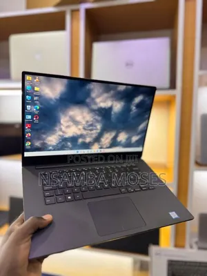 Laptop Dell Precision 5530 16GB Intel Core I7 SSD 512GB