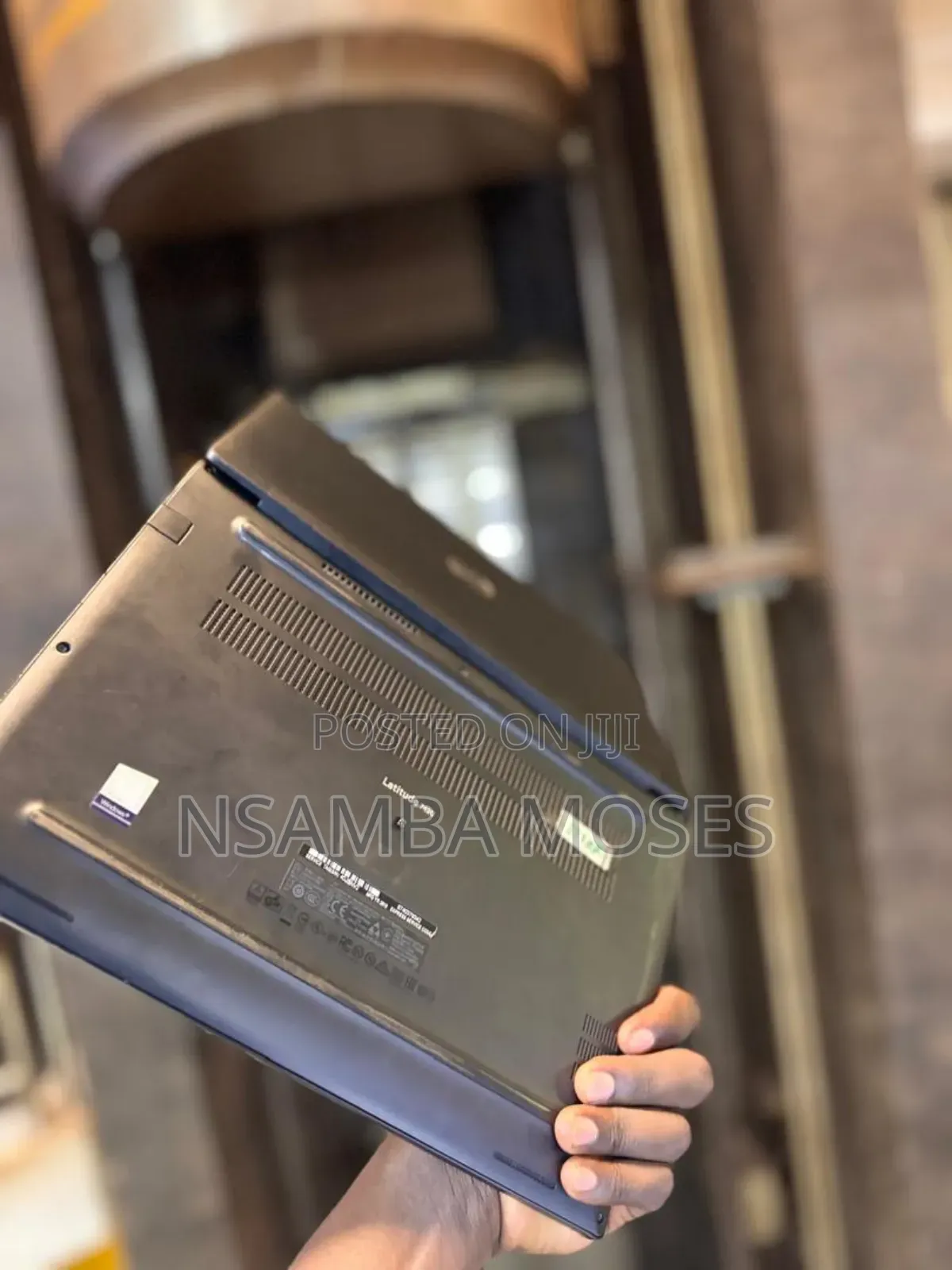 Laptop Dell Latitude 7400 8GB Intel Core I5 SSD 256GB