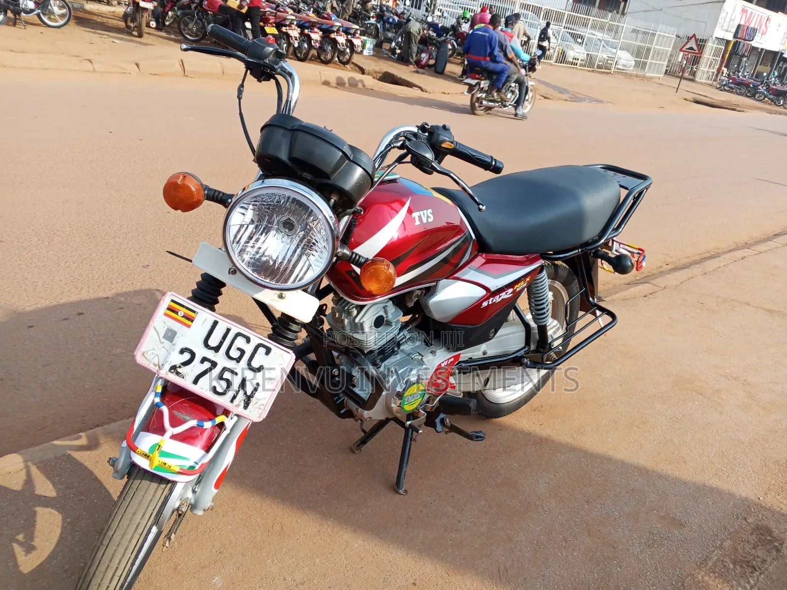 TVS HLX 125 2022 Red
