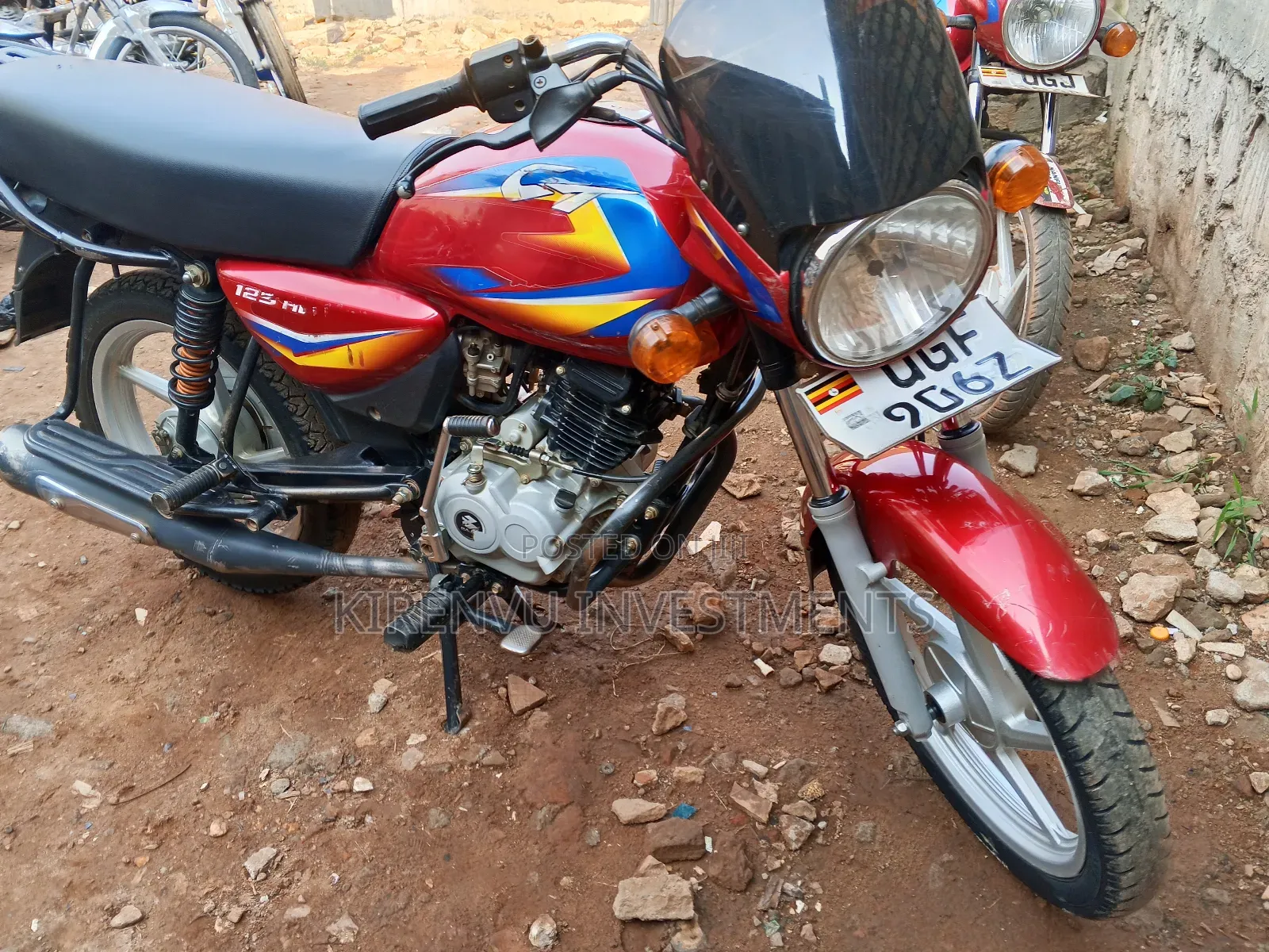 Bajaj Boxer 125 2022 Red