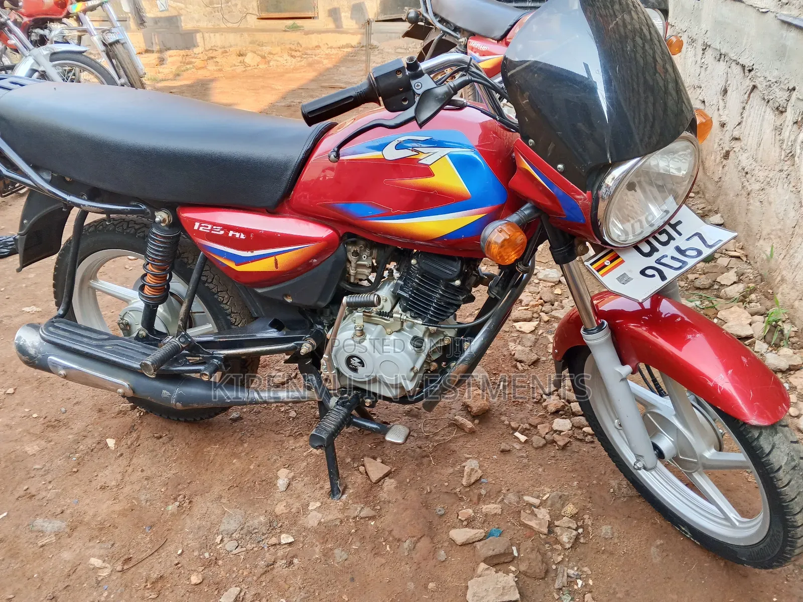 Bajaj Boxer 125 2022 Red