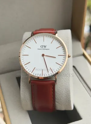 Original Daniel Wellington Brown Leather Strapped Wrist Time Piece