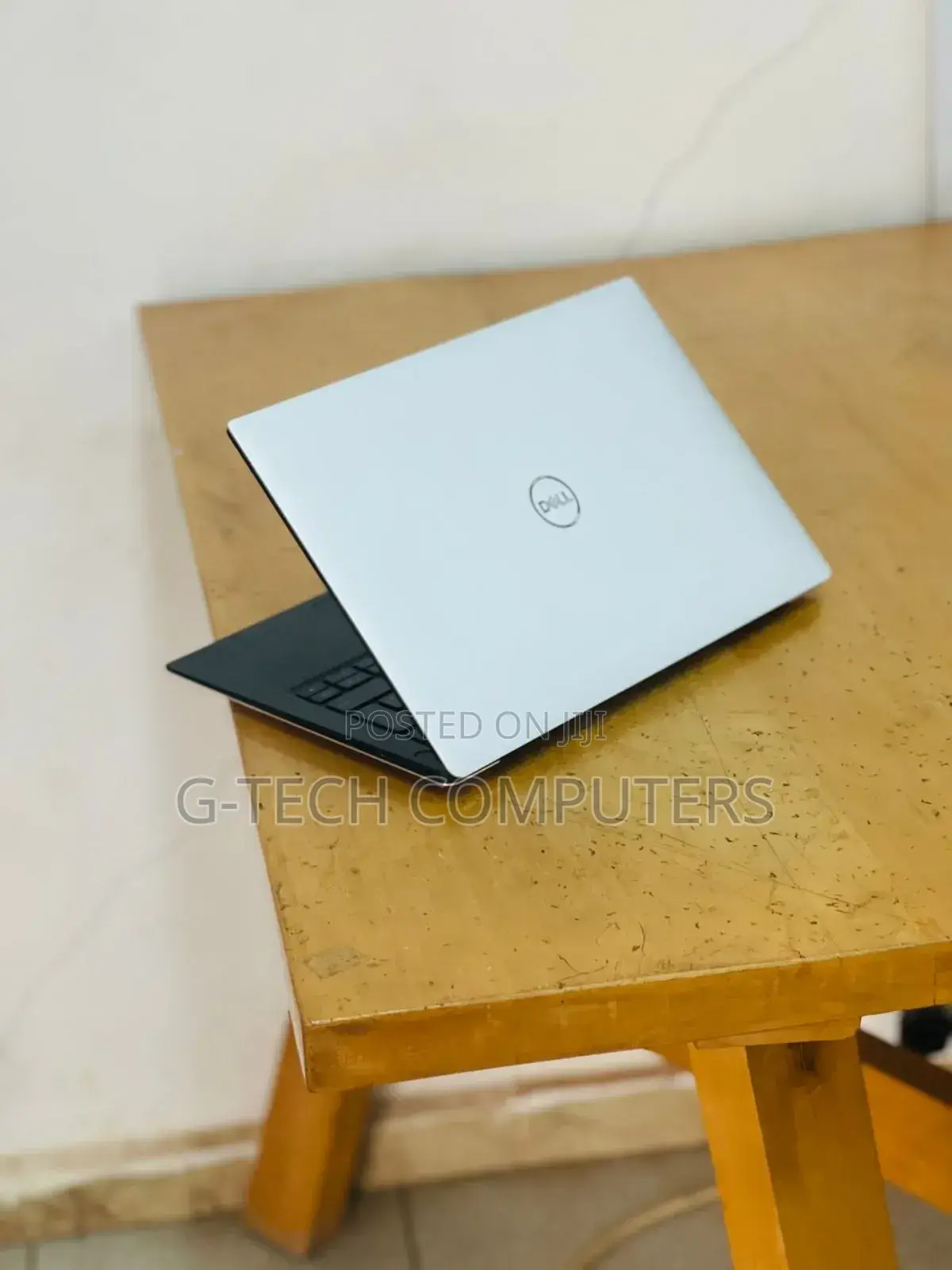 New Laptop Dell XPS 13 CNX9302 8GB Intel Core I5 SSD 512GB