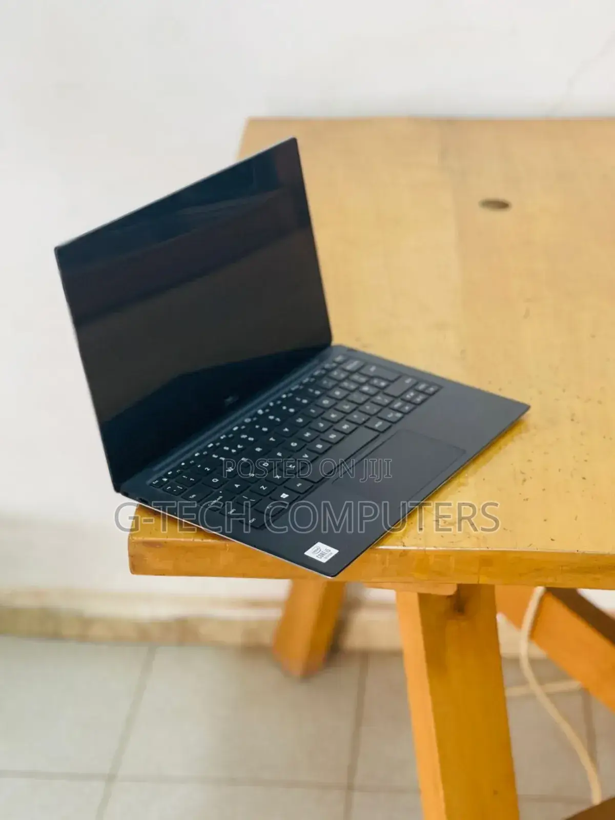 New Laptop Dell XPS 13 CNX9302 8GB Intel Core I5 SSD 512GB