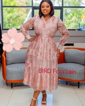 Ladies Elegant Free Dress Suitable for Work Church