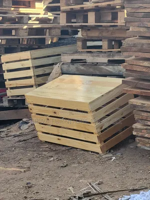 Pallet Stools
