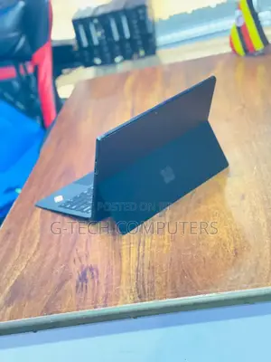 New Laptop Microsoft Surface Pro 7+ 8GB Intel Core I5 SSD 256GB
