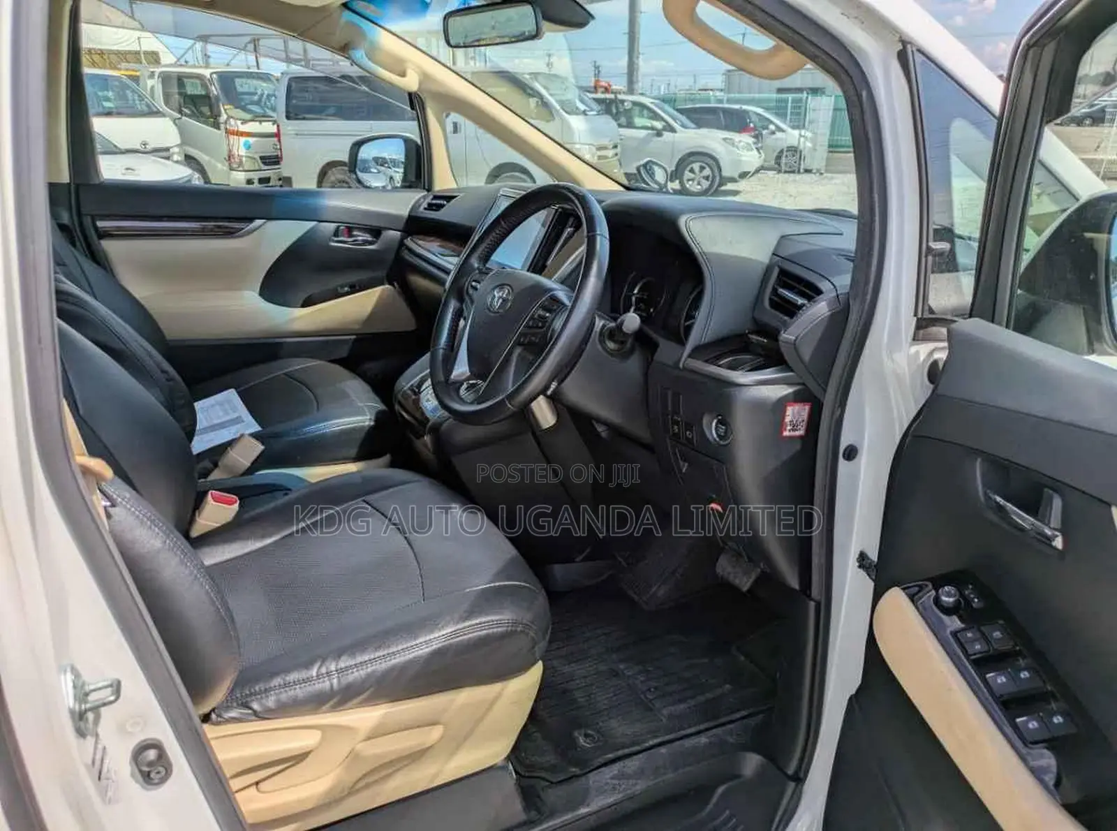 Toyota Alphard 2.5 Petrol FWD 2020 White