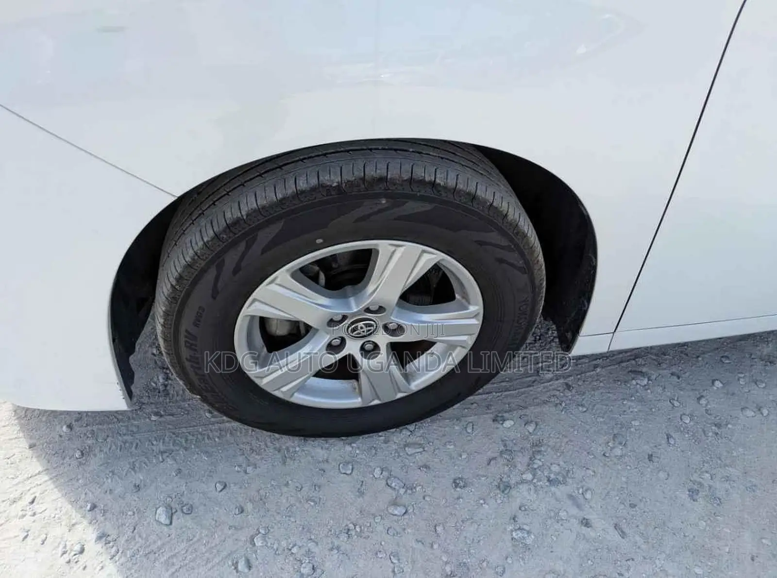 Toyota Alphard 2.5 Petrol FWD 2020 White