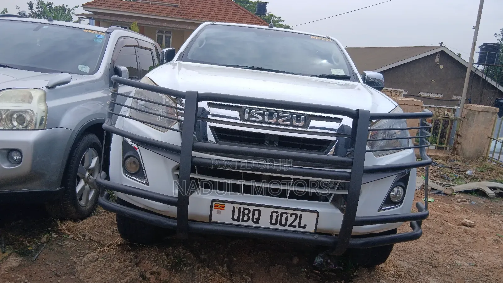 Isuzu D-MAX 2010 White