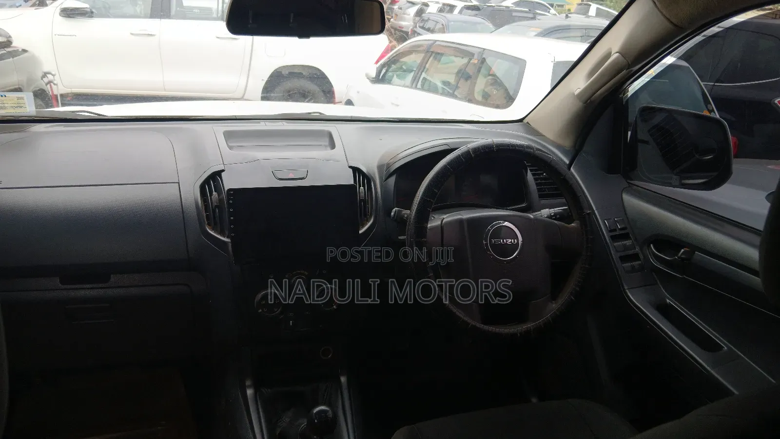 Isuzu D-MAX 2010 White