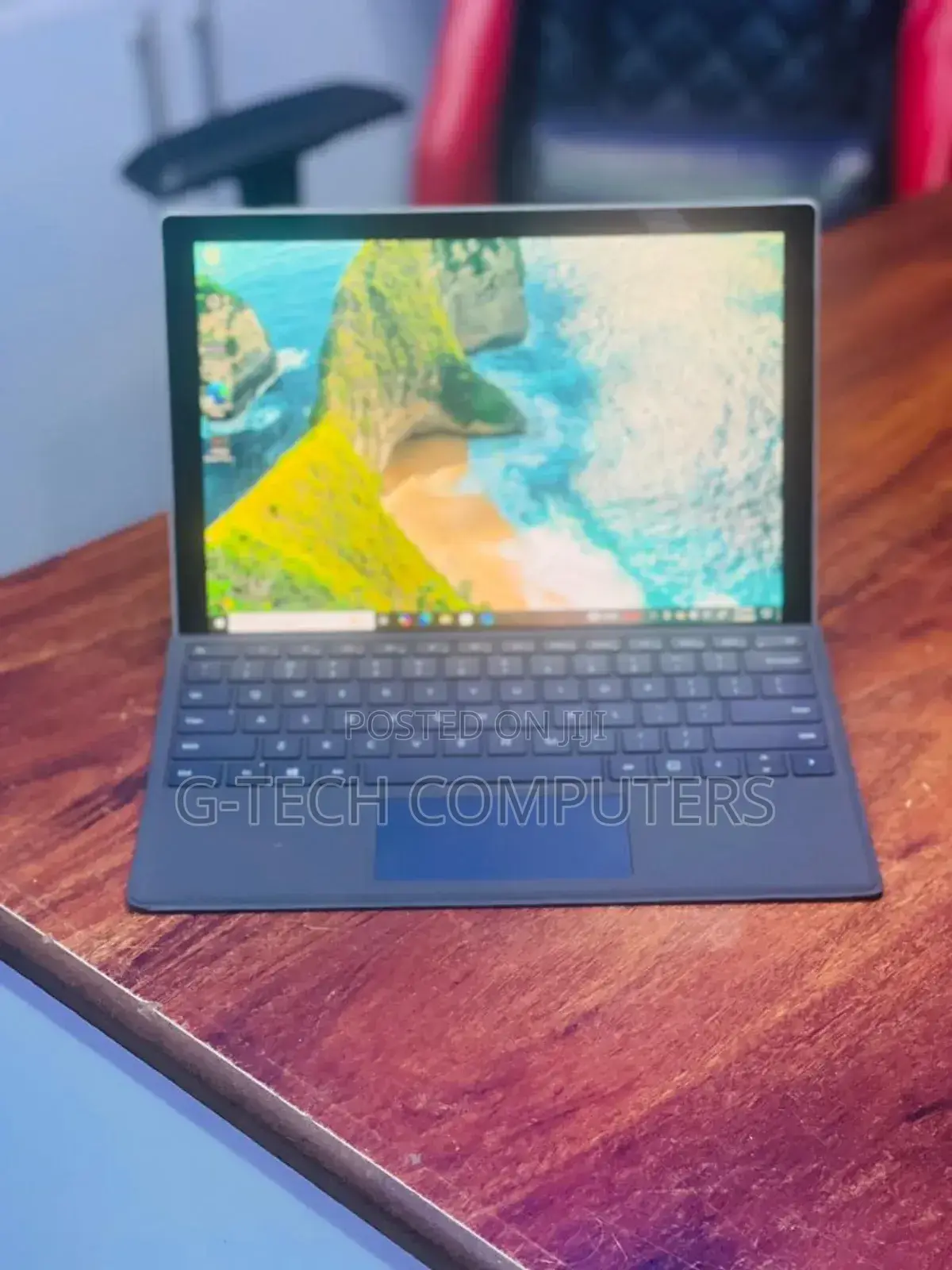 New Laptop Microsoft Surface 8GB Intel Core I5 SSD 256GB