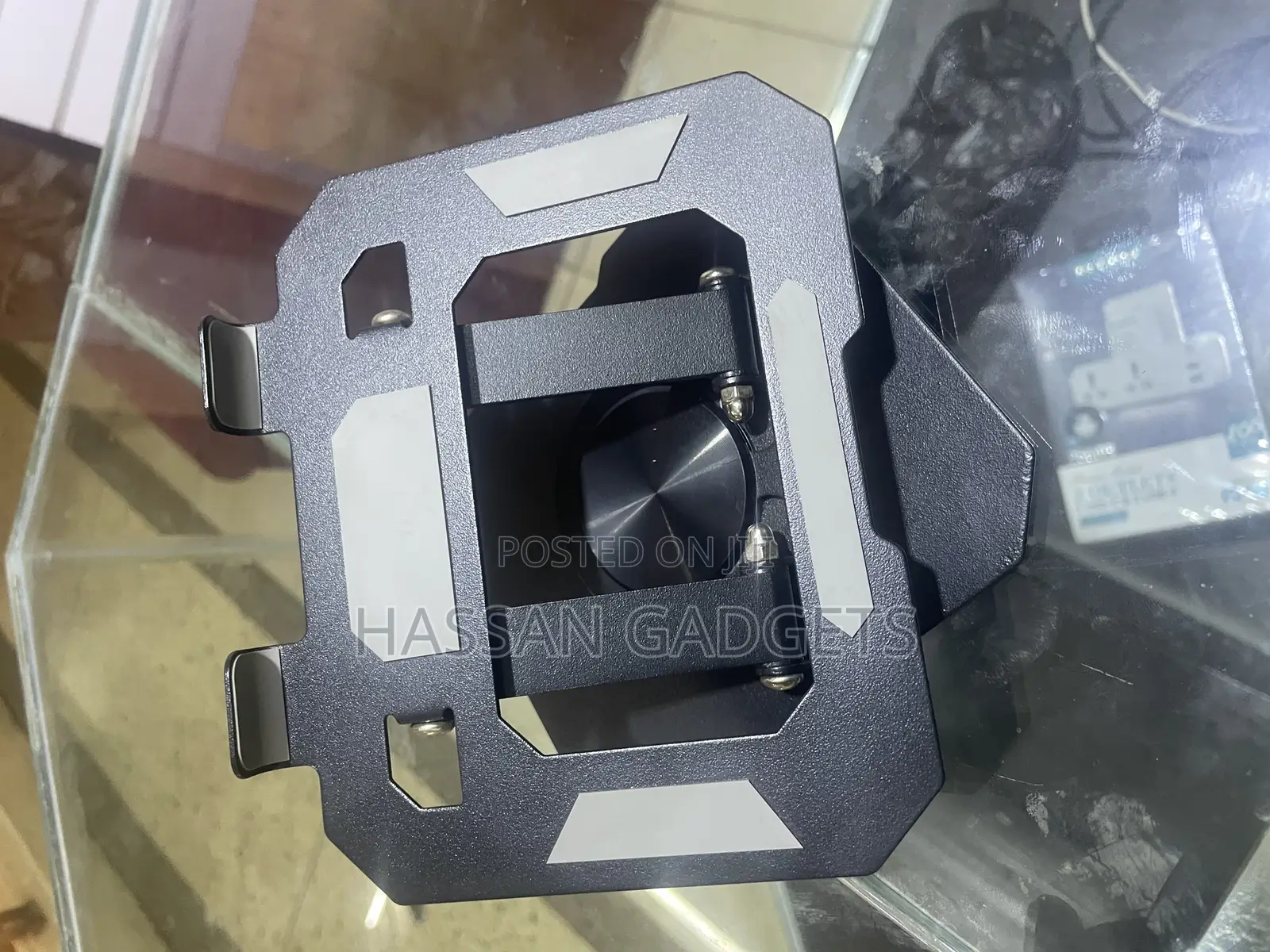 Foldable Metal Holder