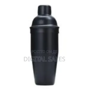 Professional Grade Cocktail Shaker for Craft Beverages