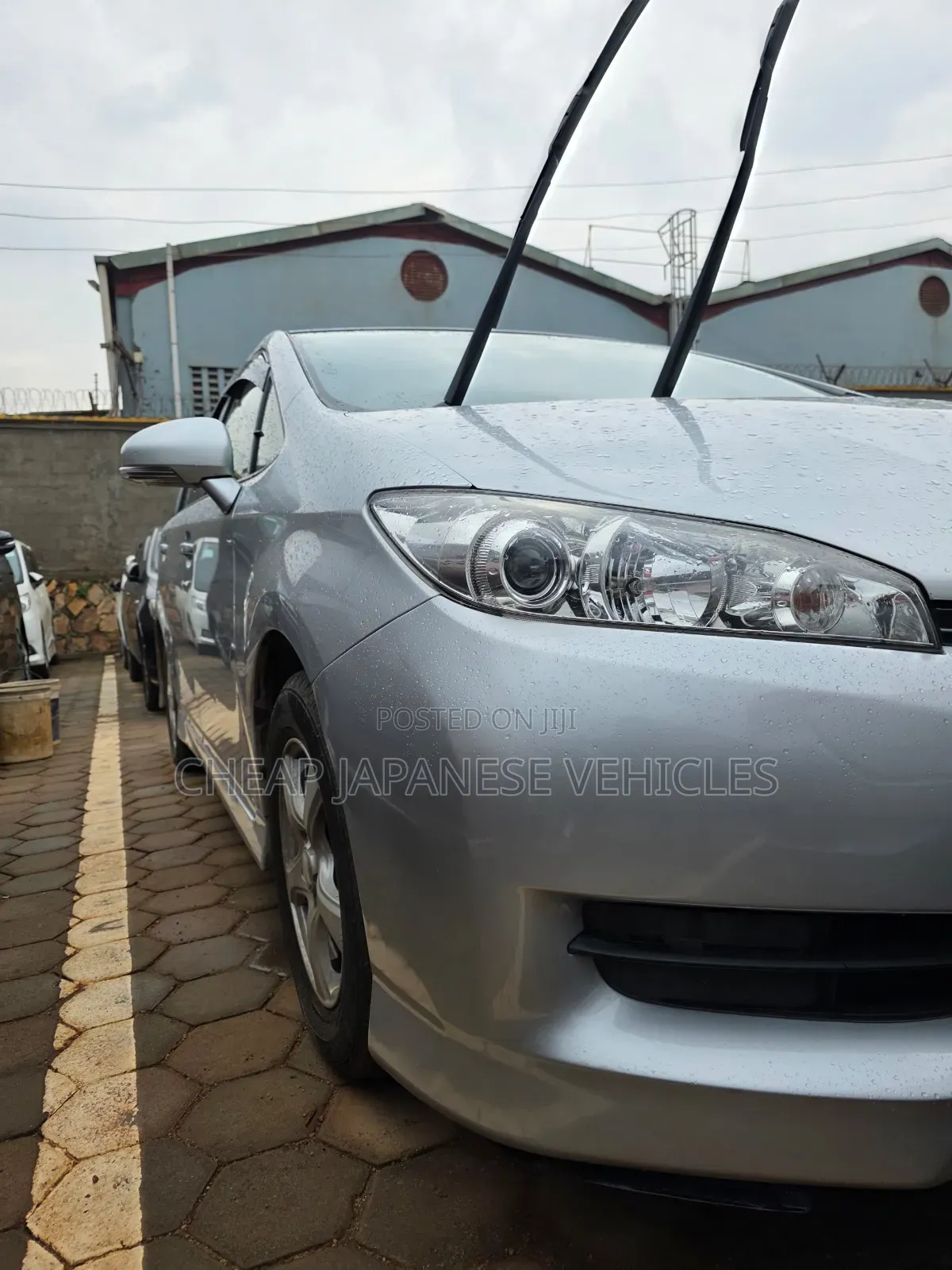 Toyota Wish 2013 Silver