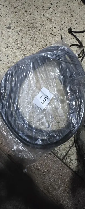 Mitsubishi Canter Front Windshield Rubber Seal