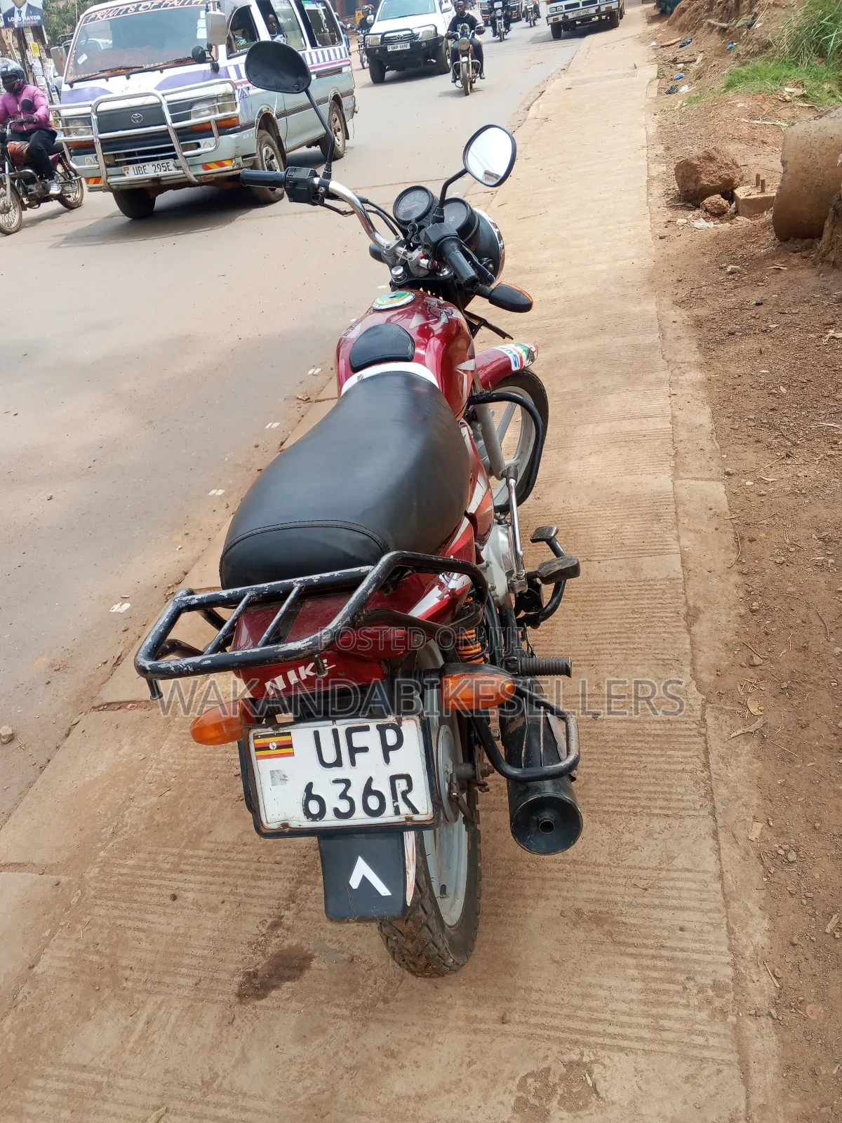 Bajaj Boxer 125 2022 Red