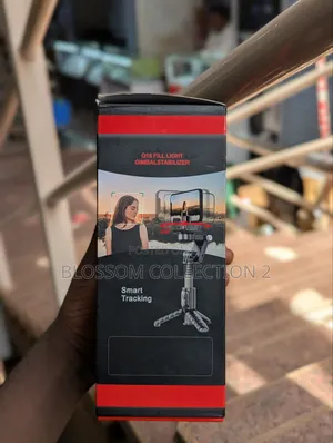 Q18 Gimbal Stabilizer for Smartphone With Extendable Selfie