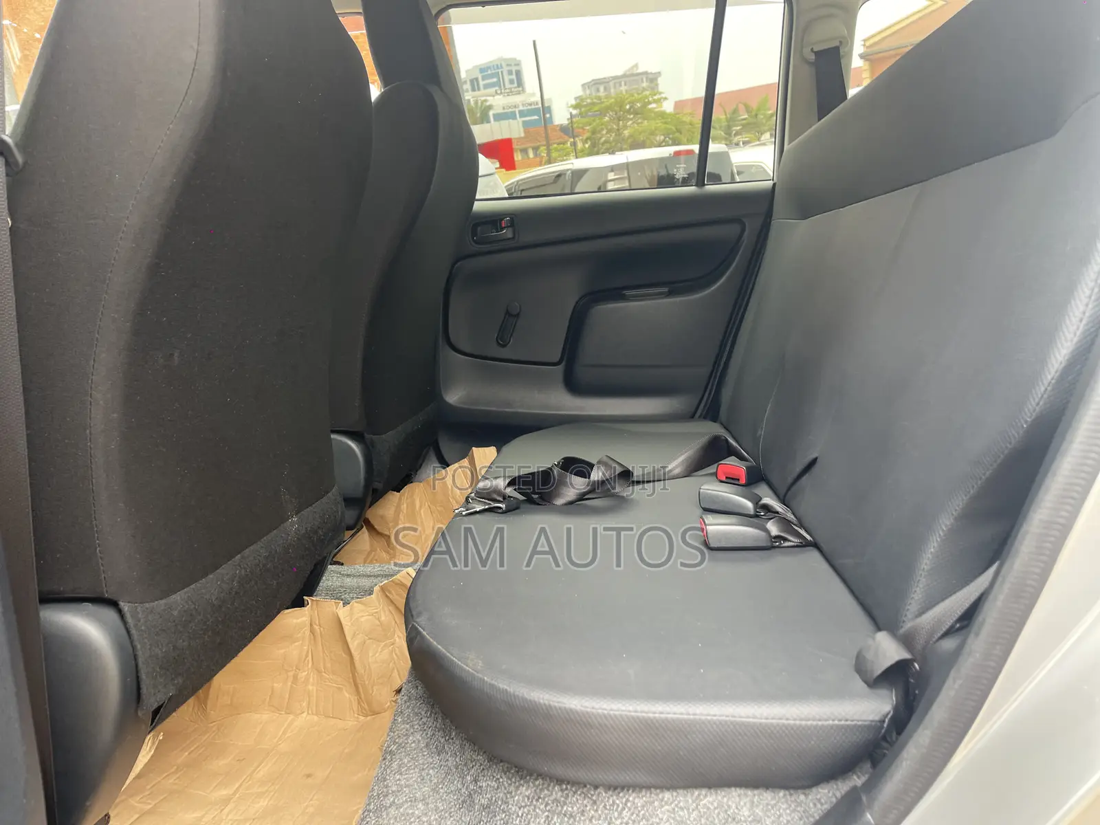 Toyota Probox 2016 Silver